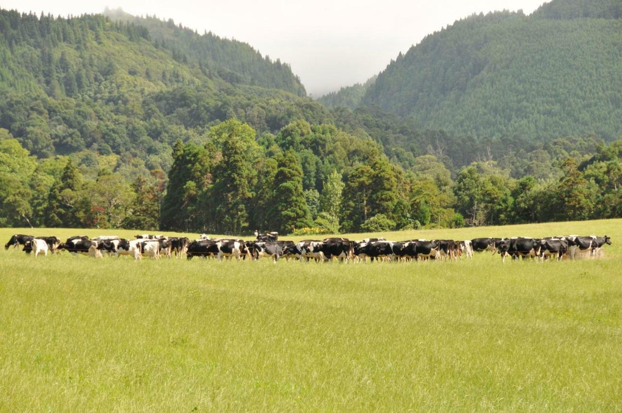#Areias Houses 7 Furnas  Buitenkant foto